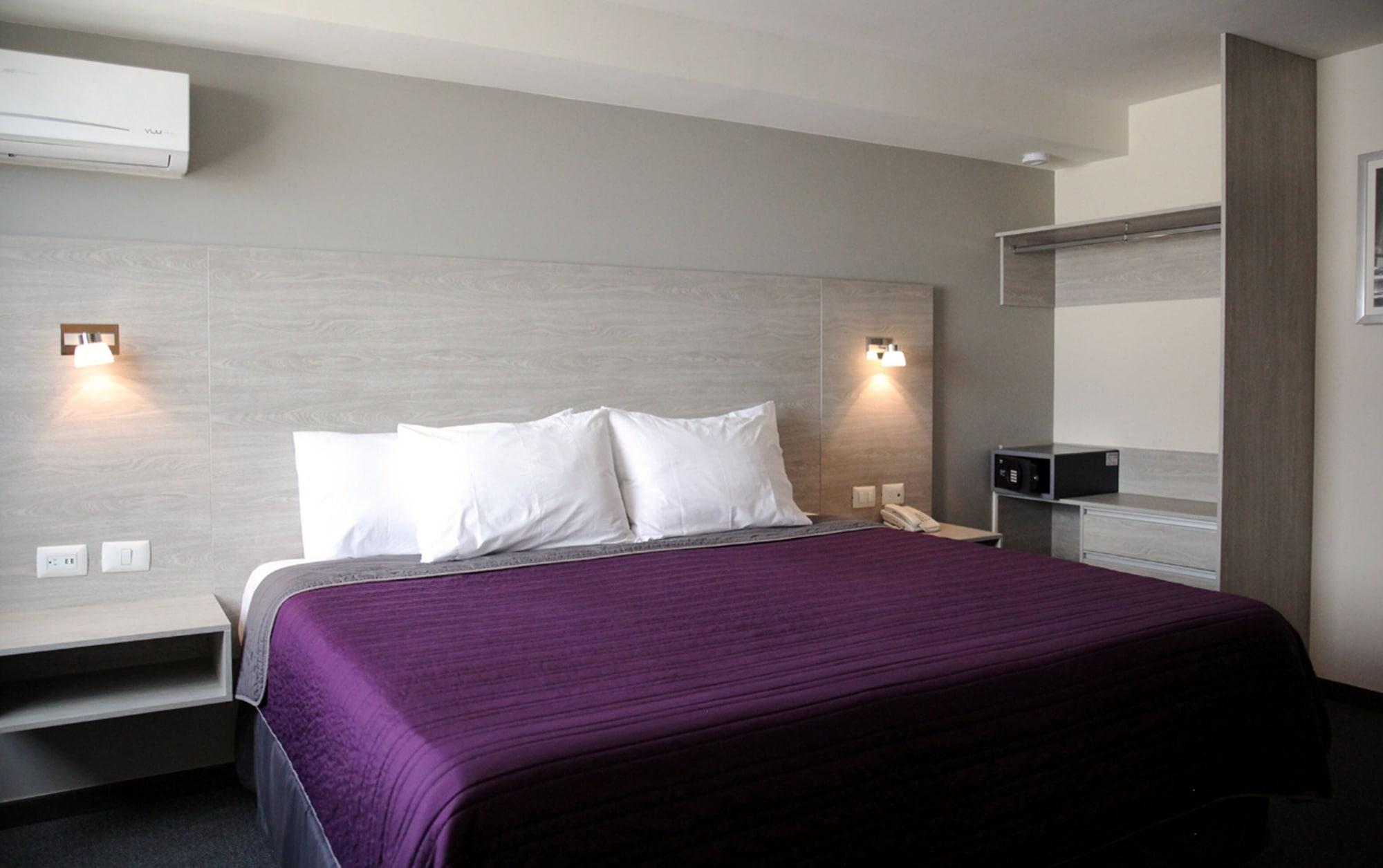 Kasa Hotel & Suites Irapuato Εξωτερικό φωτογραφία