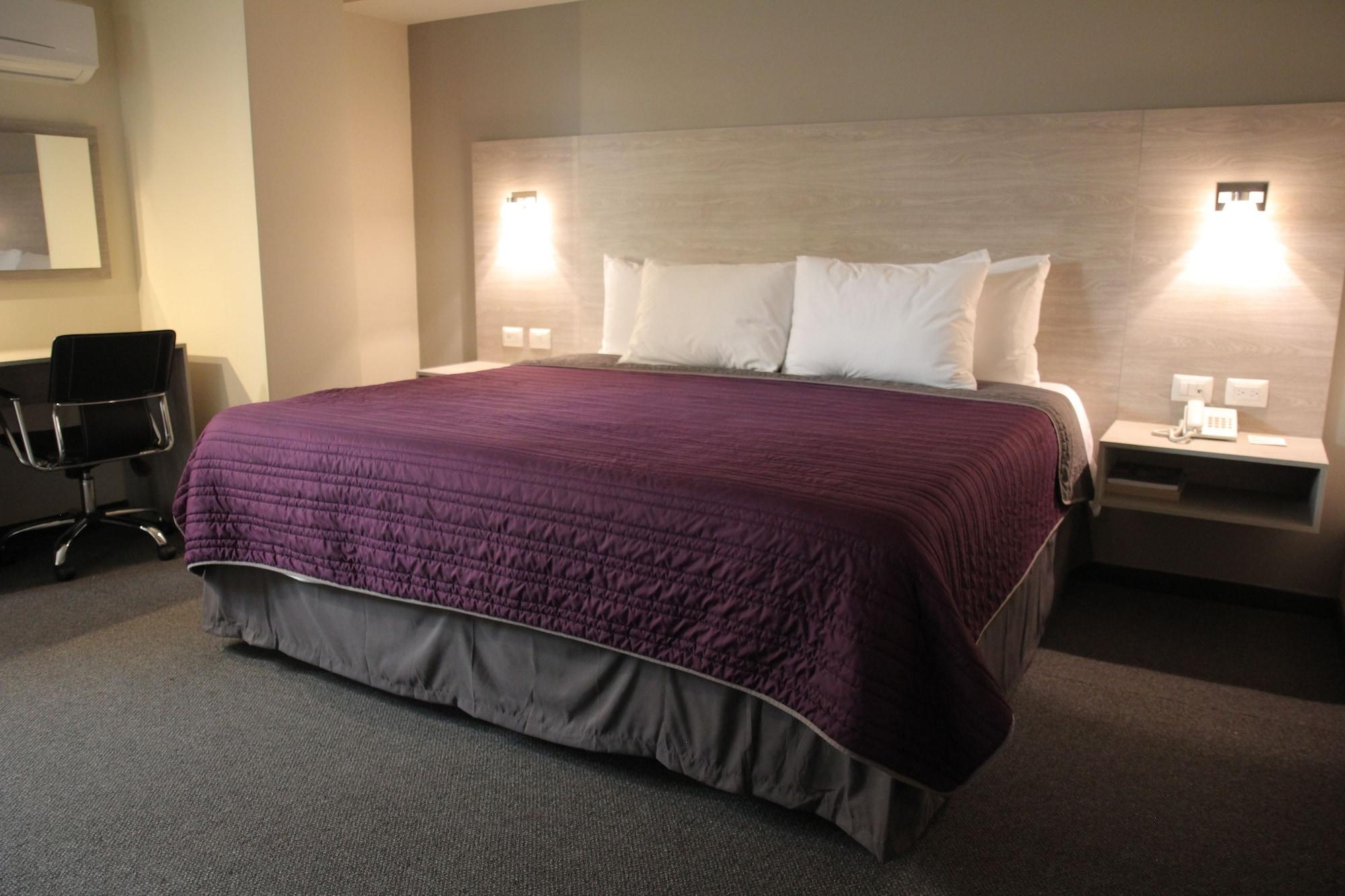 Kasa Hotel & Suites Irapuato Εξωτερικό φωτογραφία