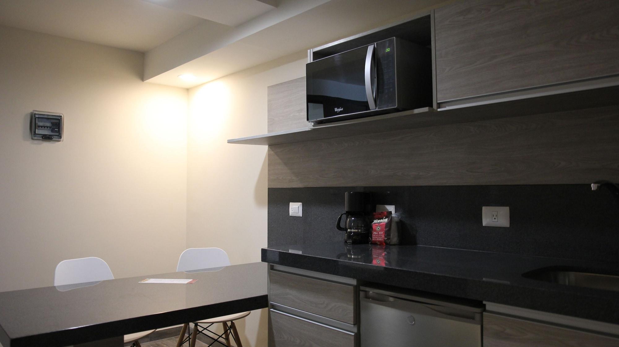 Kasa Hotel & Suites Irapuato Εξωτερικό φωτογραφία