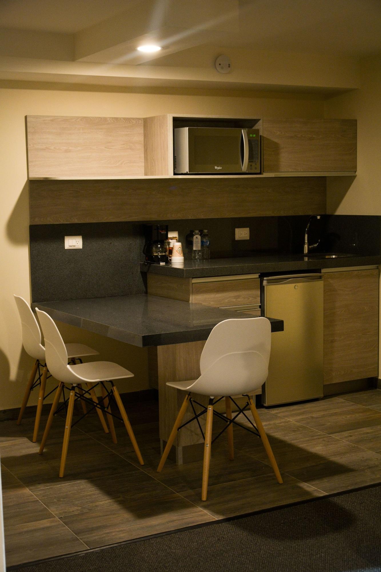 Kasa Hotel & Suites Irapuato Εξωτερικό φωτογραφία