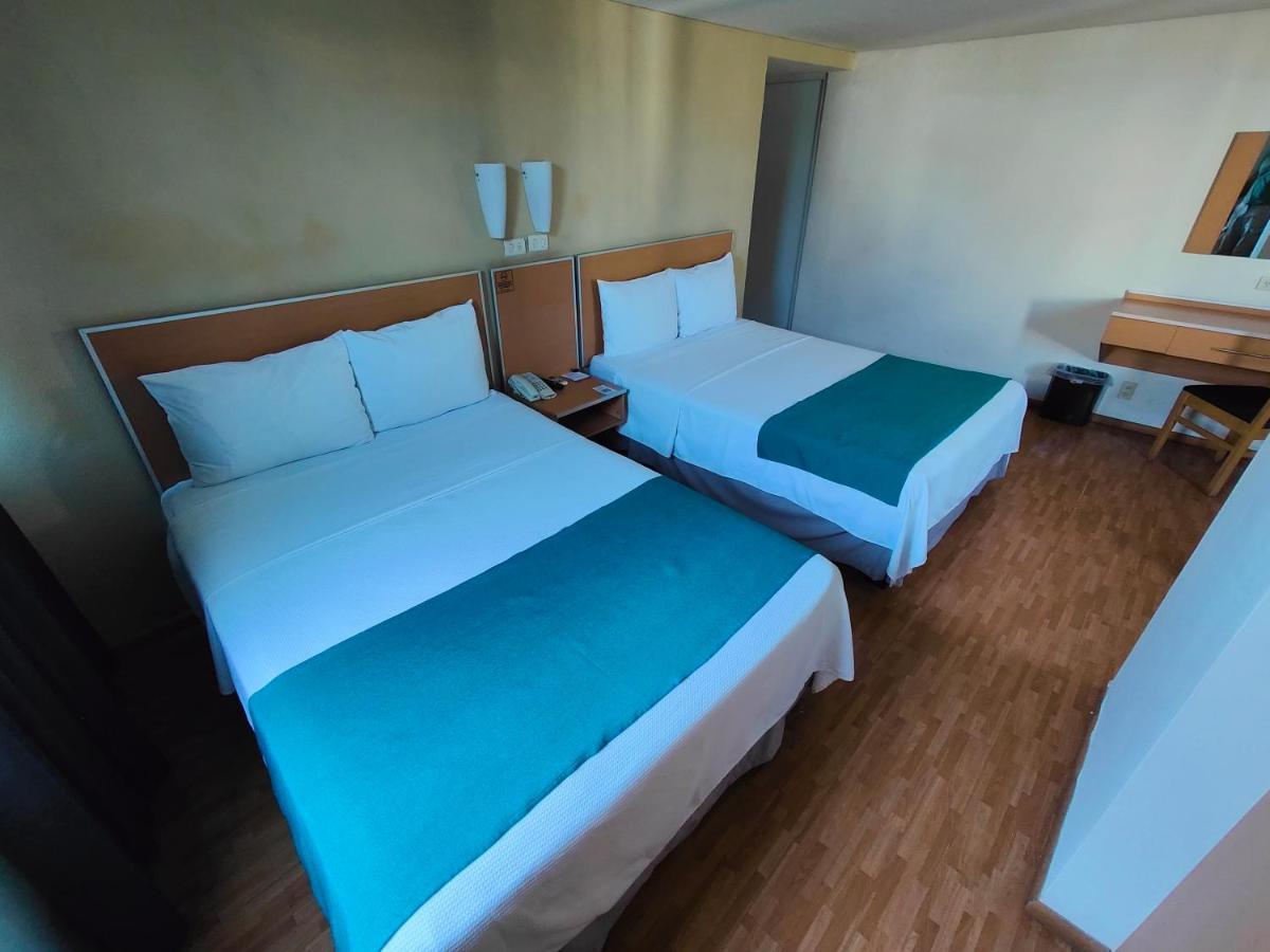Kasa Hotel & Suites Irapuato Εξωτερικό φωτογραφία