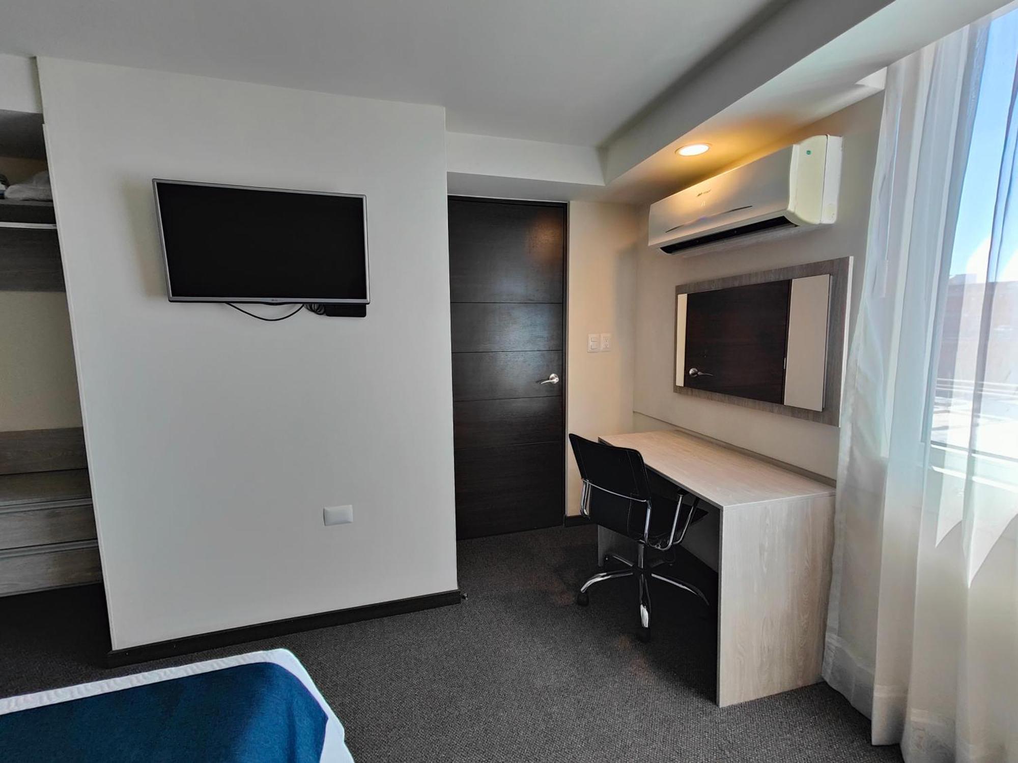 Kasa Hotel & Suites Irapuato Εξωτερικό φωτογραφία