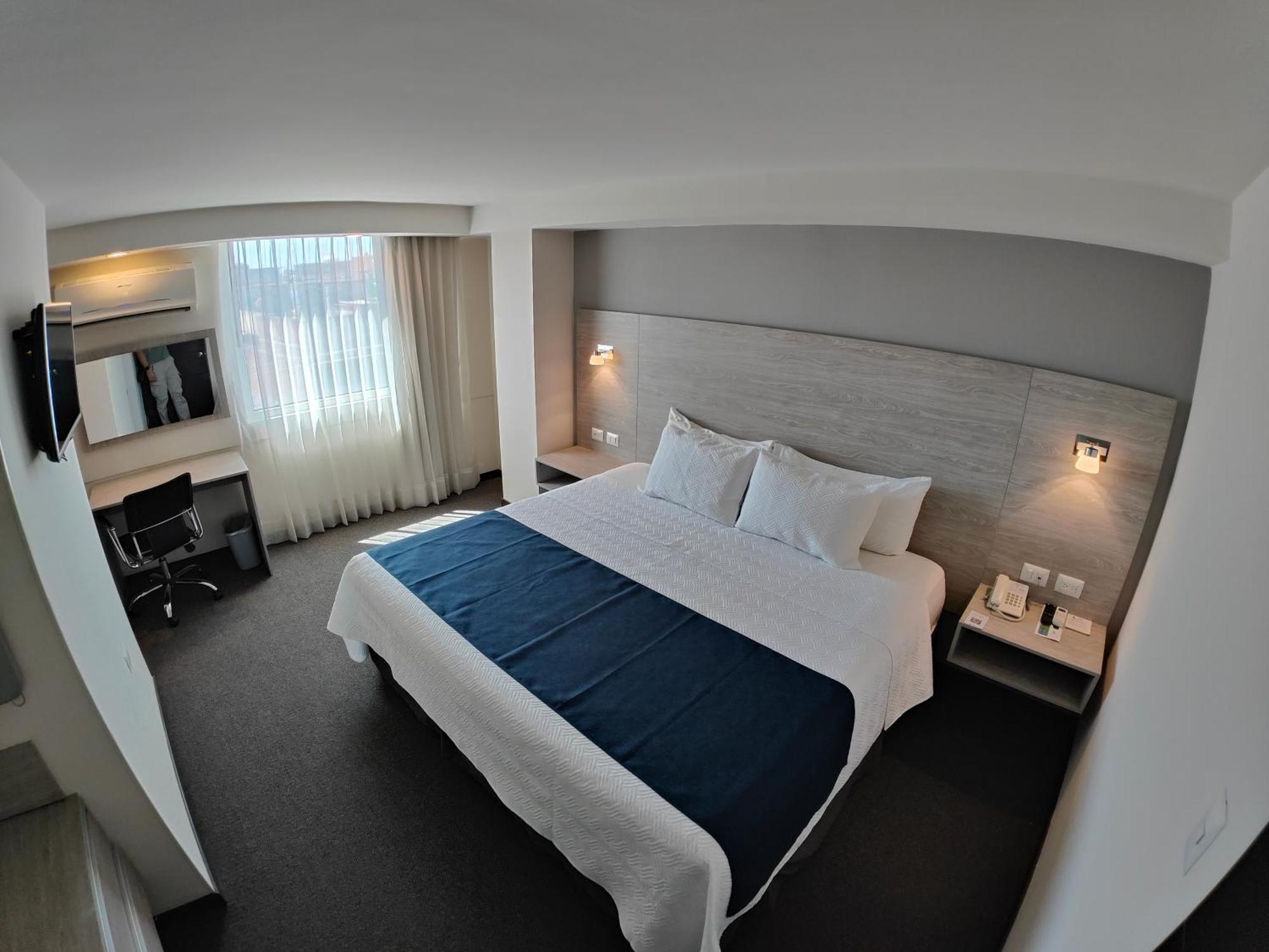 Kasa Hotel & Suites Irapuato Εξωτερικό φωτογραφία