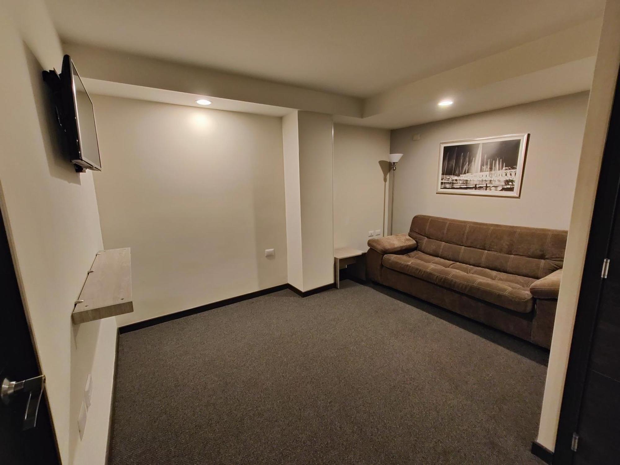 Kasa Hotel & Suites Irapuato Εξωτερικό φωτογραφία